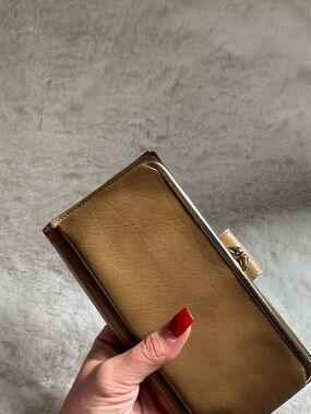 Buxton Leather Wallet Vintage Brown Snap Clutch Organizer Made in Canada